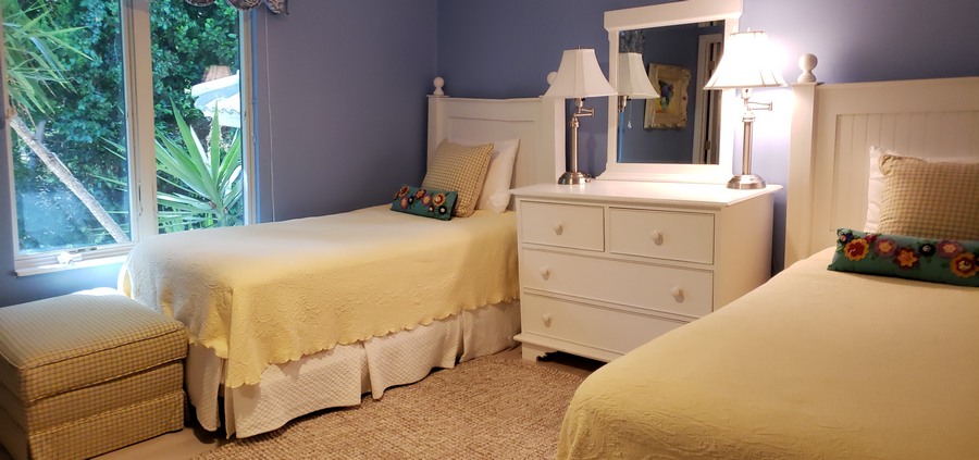 Twin Bedroom
